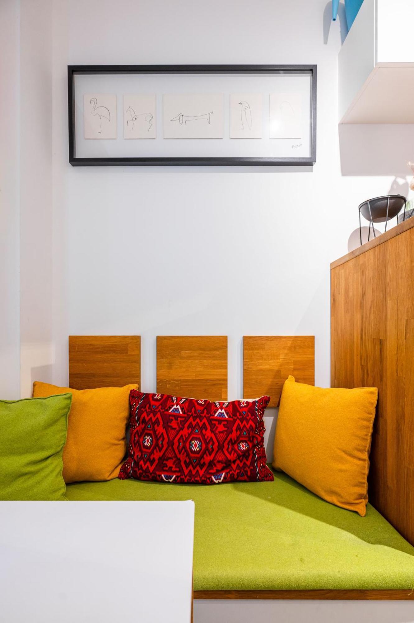 Appartement Colorful Getaway Right Next To Ndk By Flat Mаnager *
