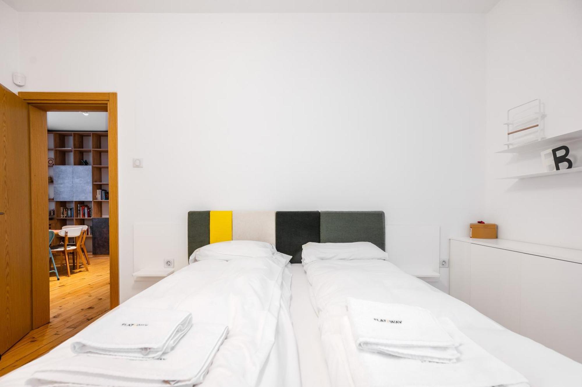 Colorful Getaway Right Next To Ndk By Flat Mаnager Apartament